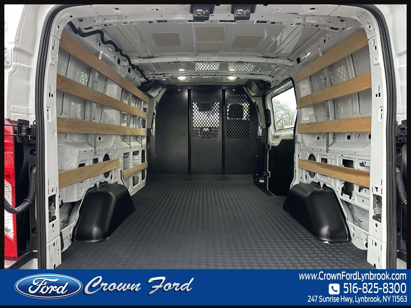 2024 Ford Transit Cargo Van T-250 130 Low Rf 9070 GVWR RWD