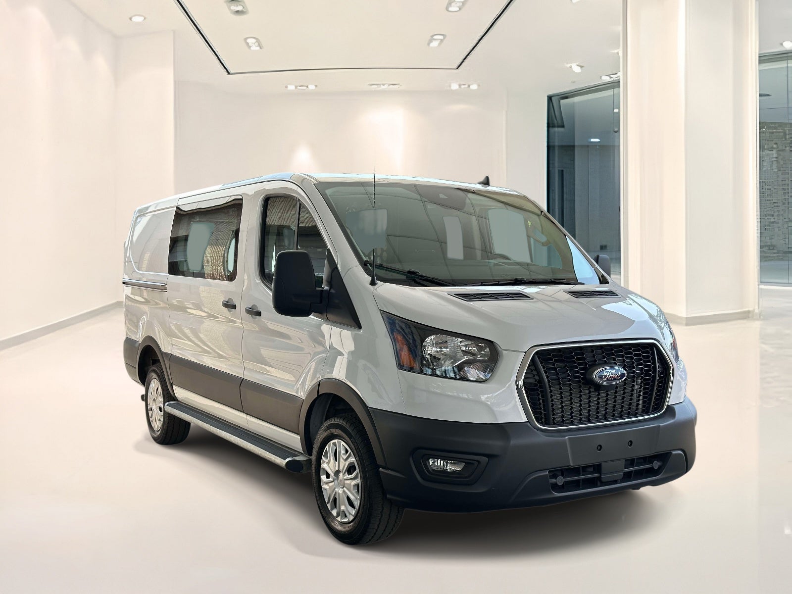 2025 Ford Transit Cargo Van T-250 130 Low Rf 9070 GVWR RWD