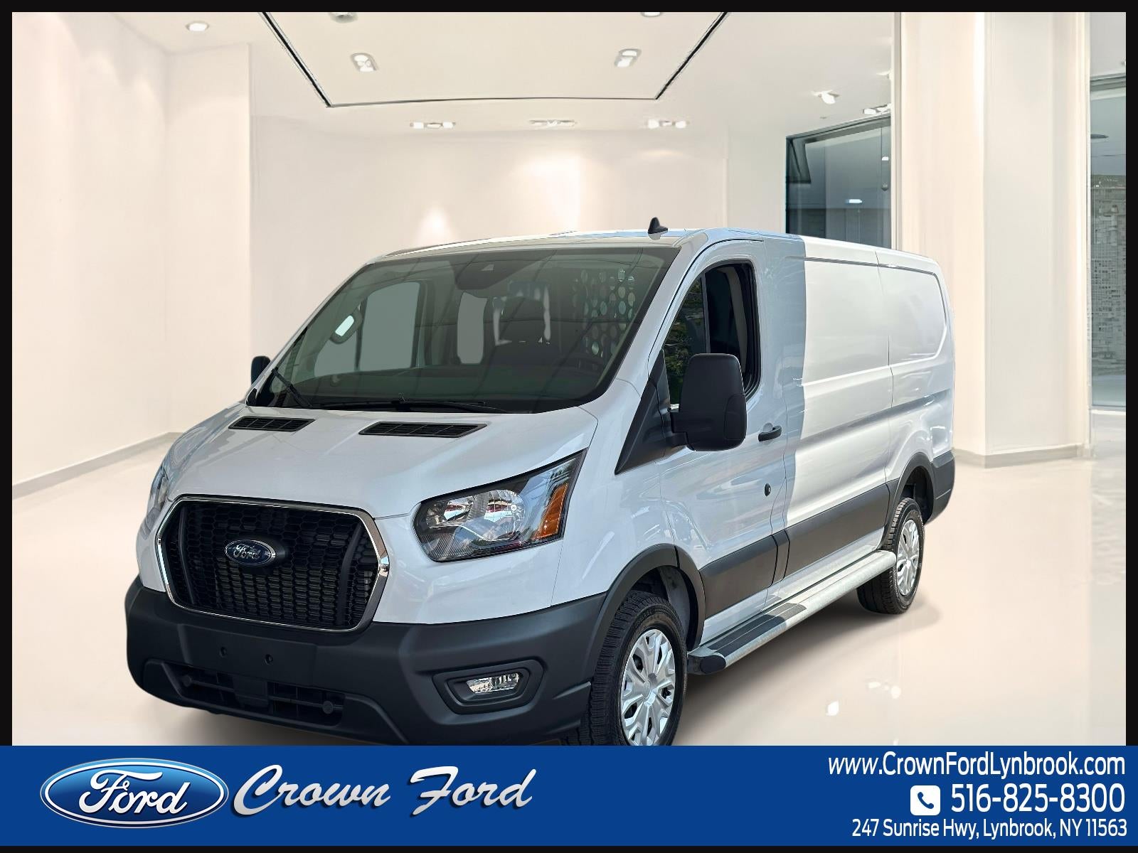 2025 Ford Transit Cargo Van T-250 130 Low Rf 9070 GVWR RWD