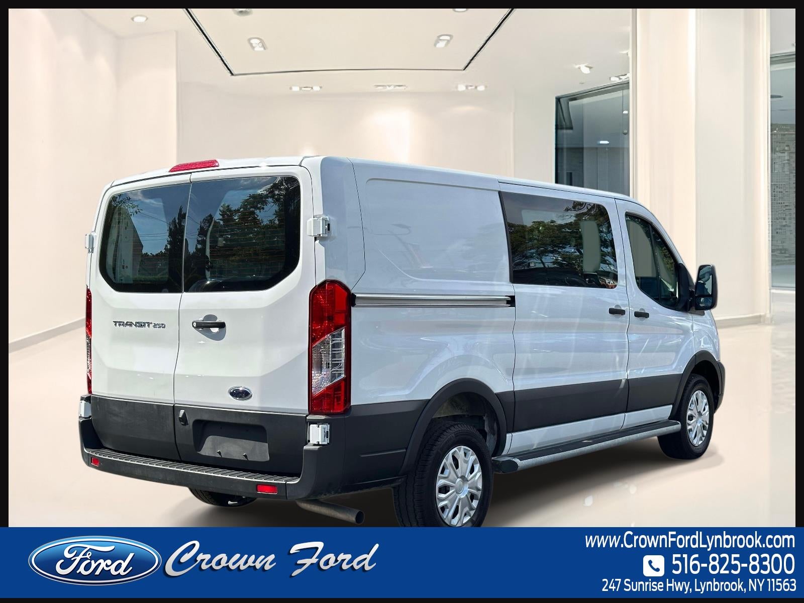 2025 Ford Transit Cargo Van T-250 130 Low Rf 9070 GVWR RWD