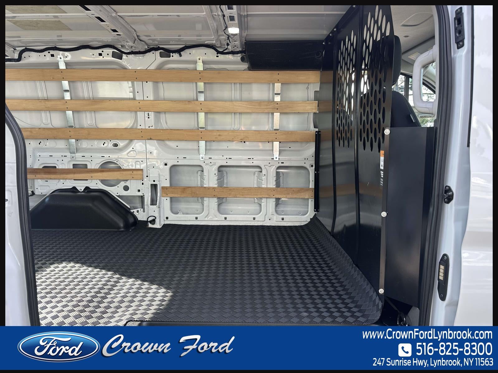 2025 Ford Transit Cargo Van T-250 130 Low Rf 9070 GVWR RWD