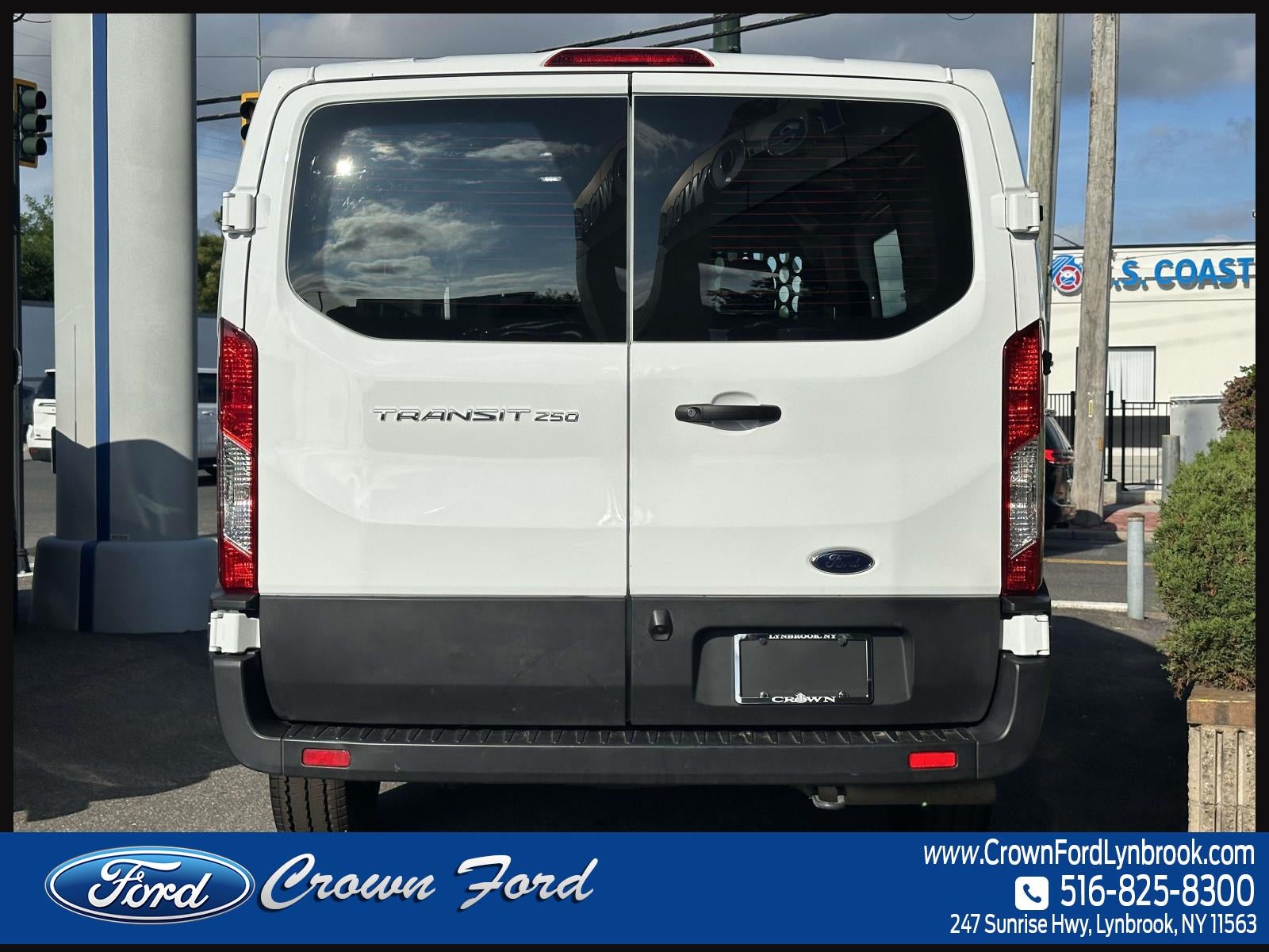 2025 Ford Transit Cargo Van T-250 130 Low Rf 9070 GVWR RWD