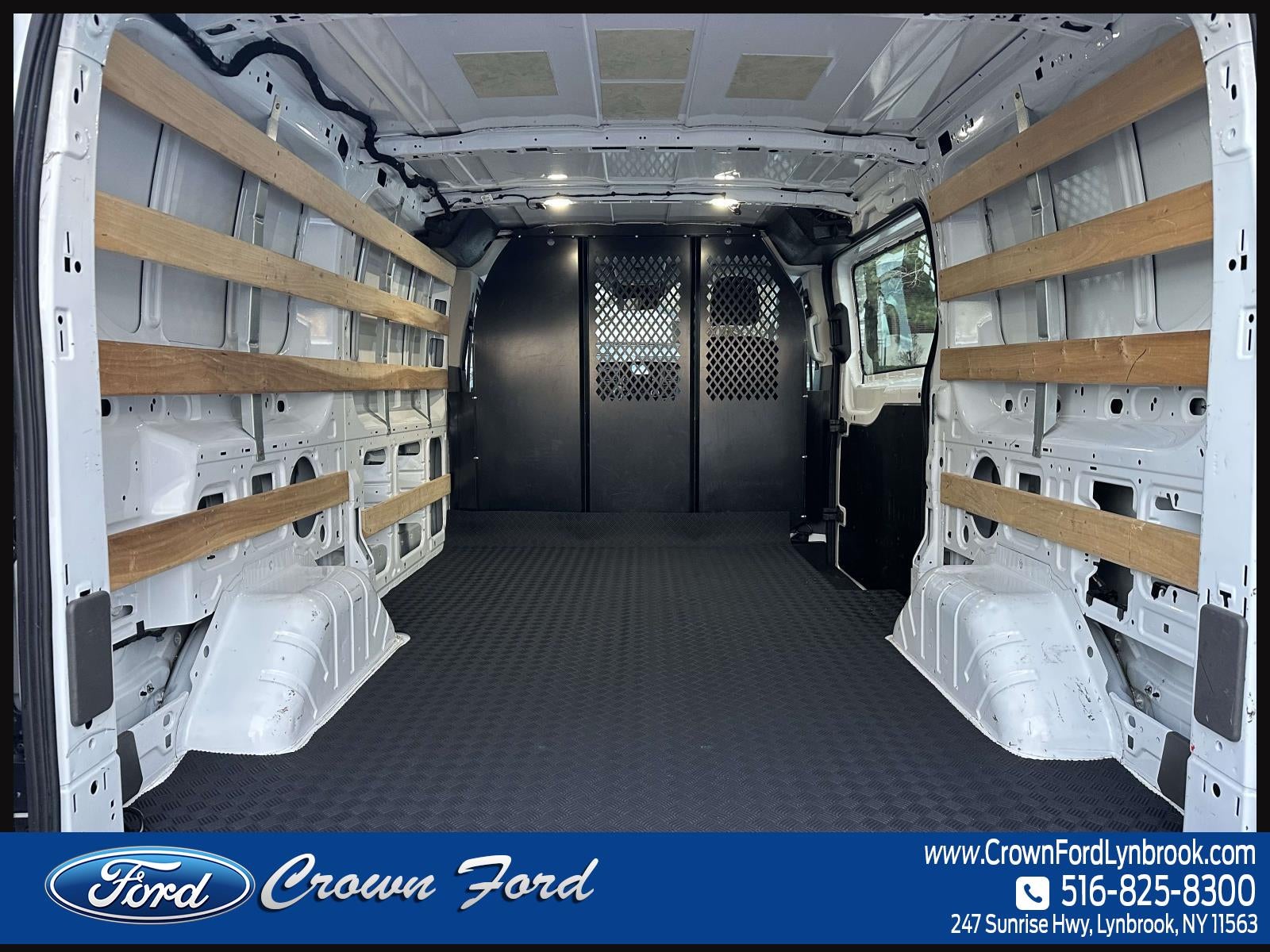 2024 Ford Transit Cargo Van T-250 130 Low Rf 9070 GVWR RWD