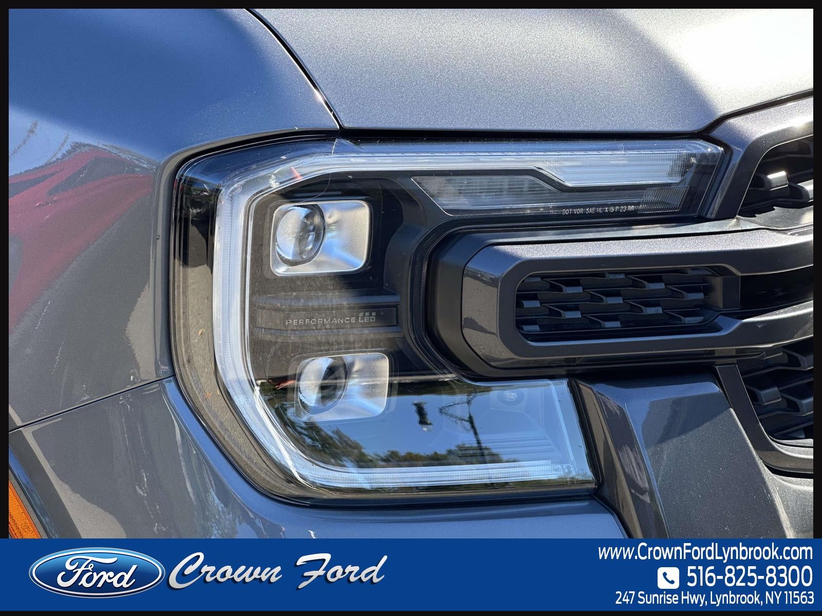 2024 Ford Ranger LARIAT 4WD SuperCrew 5' Box