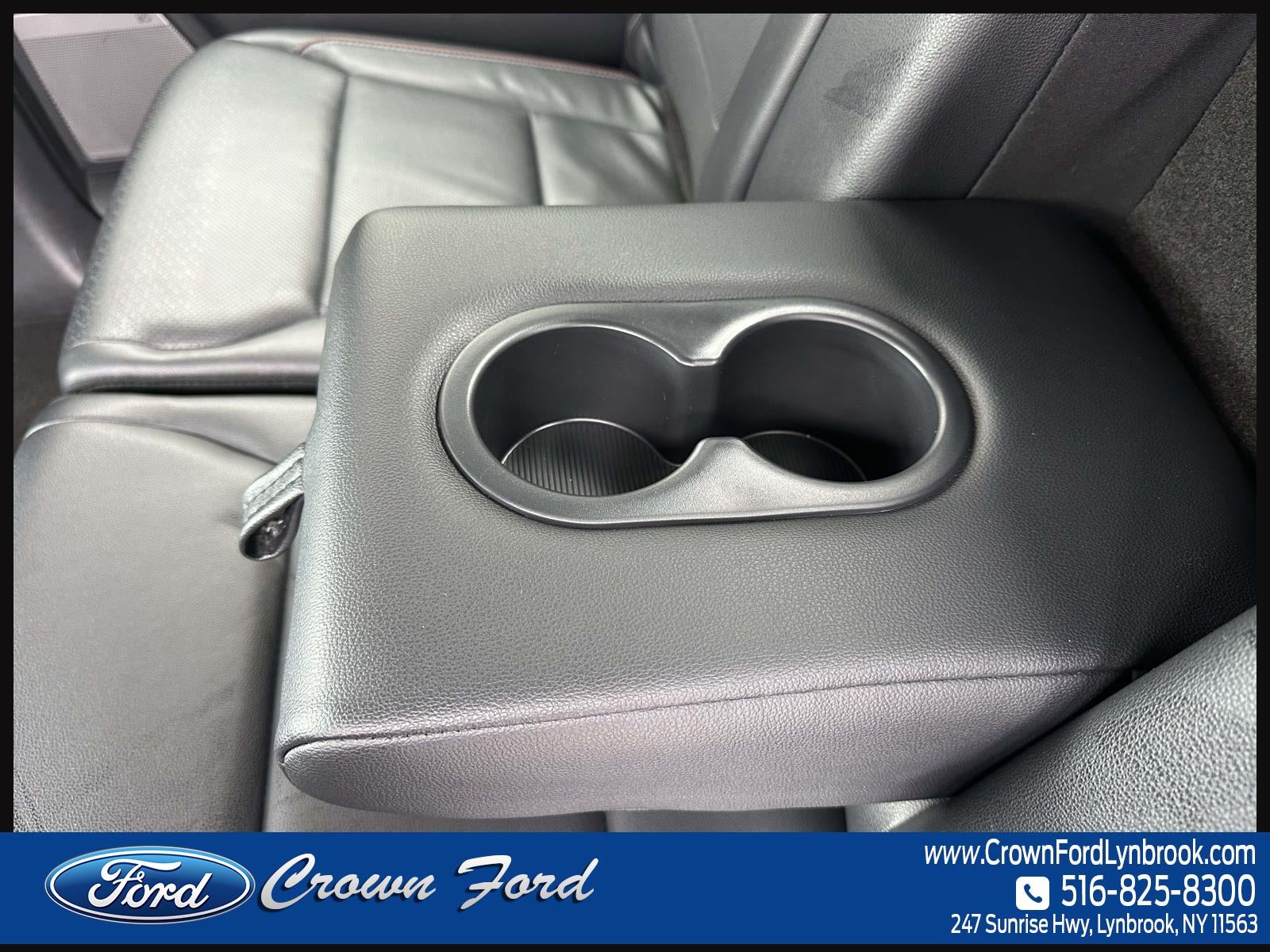 2022 Ford F-150 LARIAT 4WD SuperCrew 5.5' Box