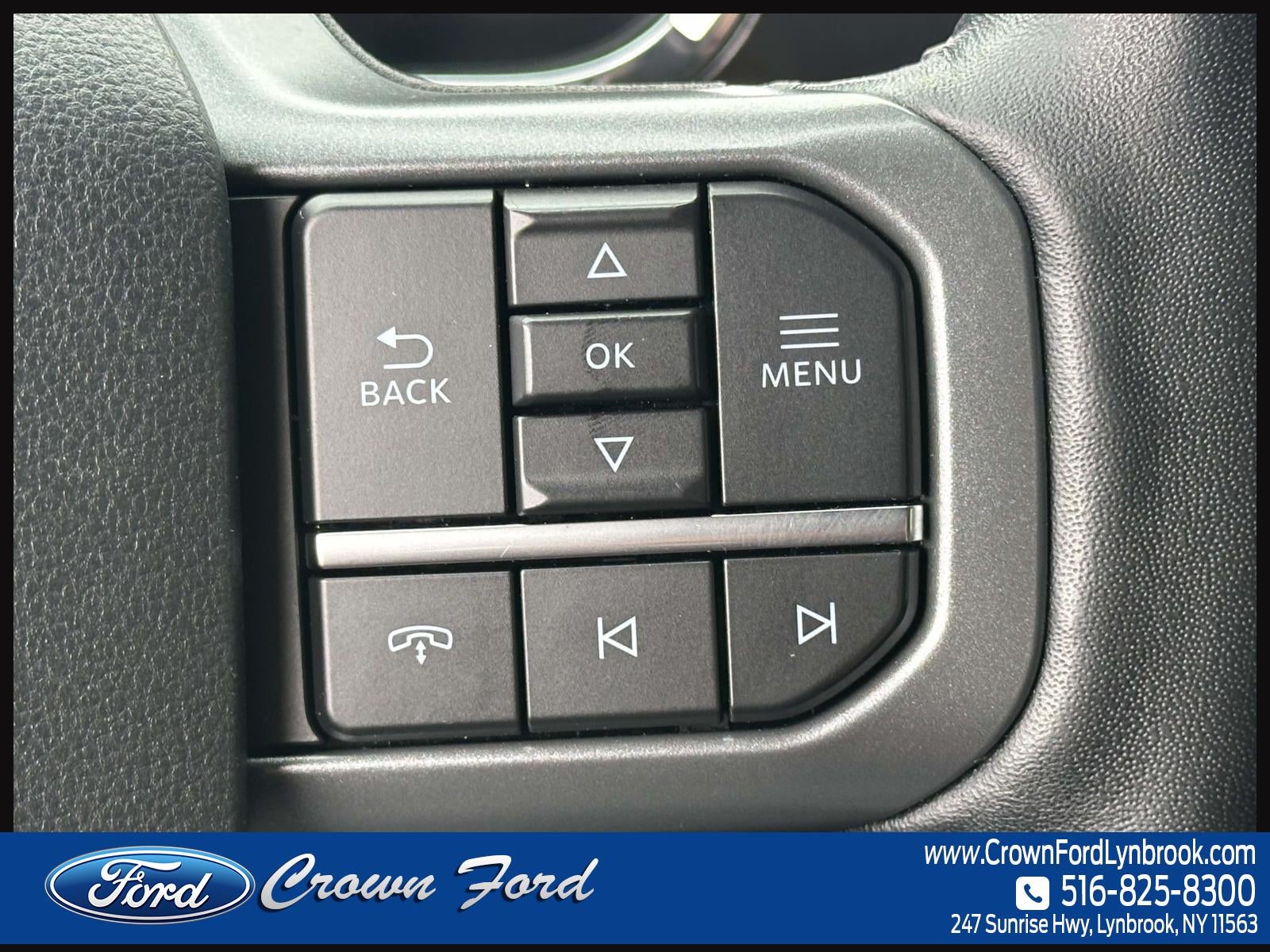 2022 Ford F-150 LARIAT 4WD SuperCrew 5.5' Box