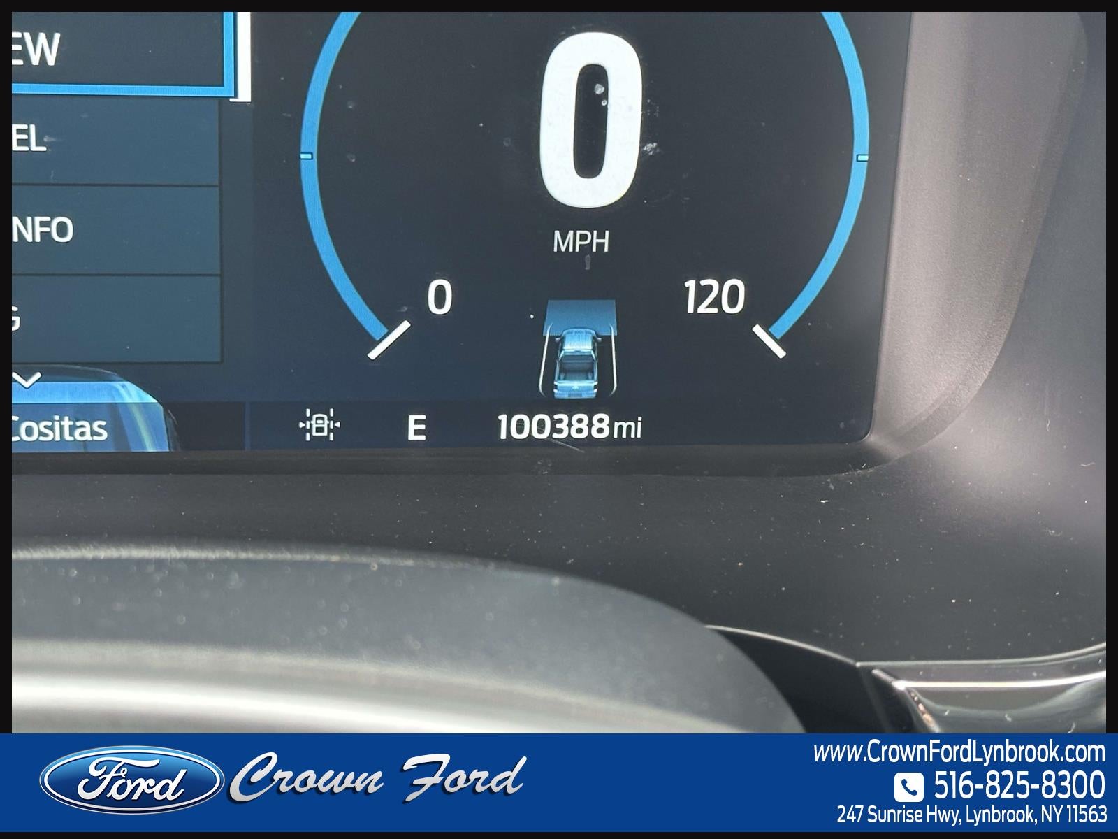 2022 Ford F-150 LARIAT 4WD SuperCrew 5.5' Box