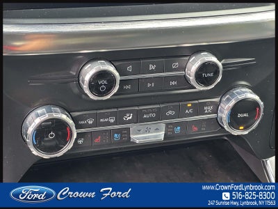 2022 Ford F-150 LARIAT 4WD SuperCrew 5.5' Box