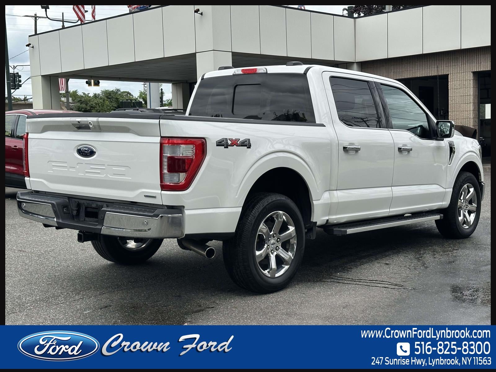 2022 Ford F-150 LARIAT 4WD SuperCrew 5.5' Box
