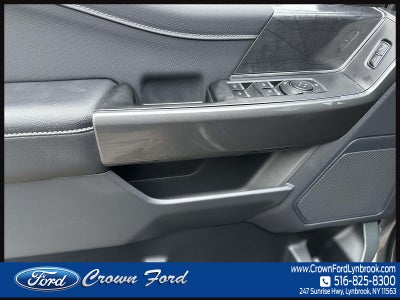 2023 Ford F-150 XLT 4WD SuperCrew 5.5' Box