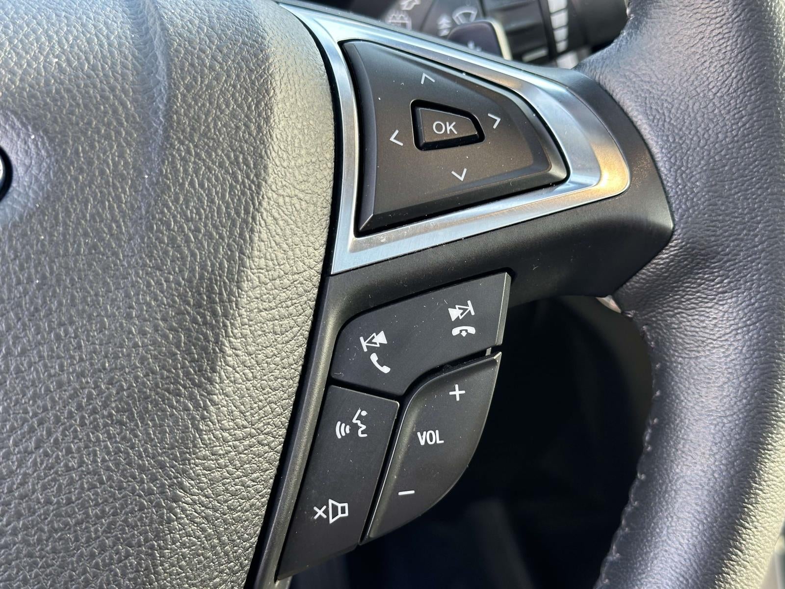 2022 Ford Edge SEL AWD