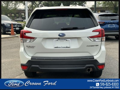 2022 Subaru Forester Limited CVT